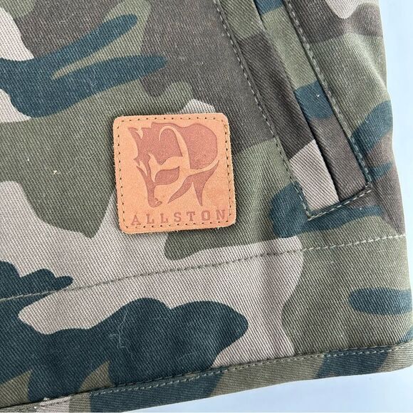 Allston Outfitters Deadstock Zip Up Camo Green Vest NWT Medium - Picture 6 of 9